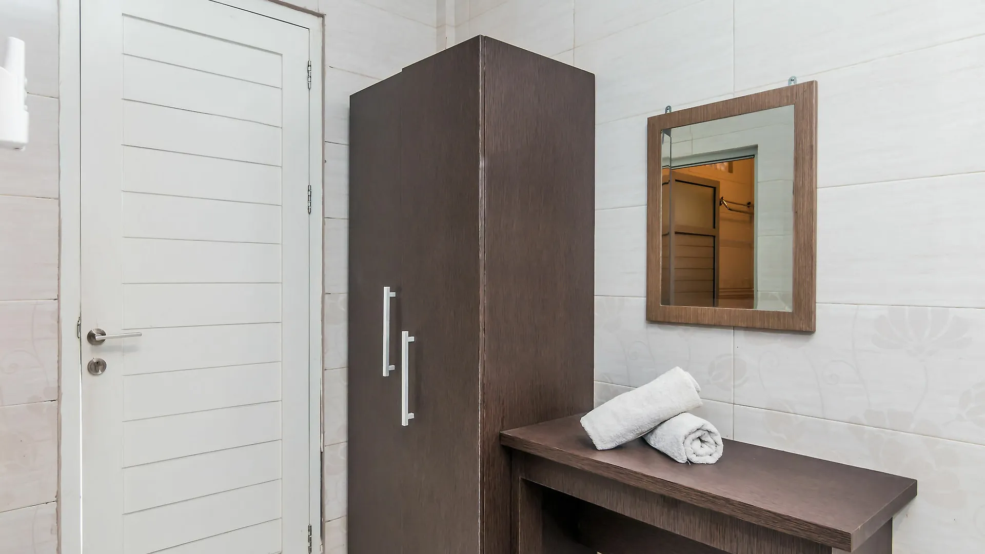 ** Penzion Zen Rooms Basic Kuta Tegal Wangi Indonésie