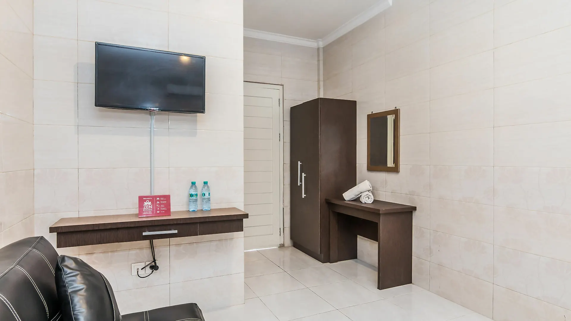 Zen Rooms Basic Kuta Tegal Wangi Indonesia